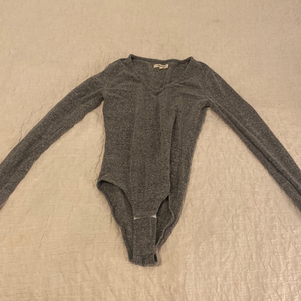 Grey Madewell Vneck body suit